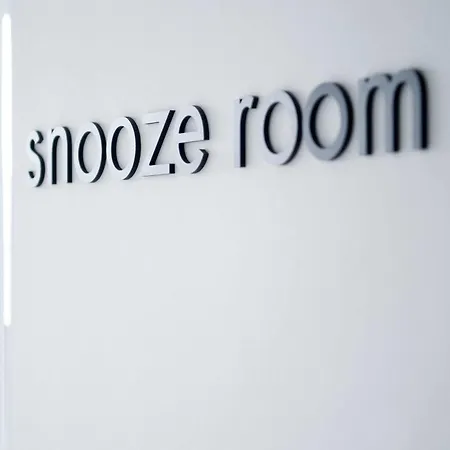 Carbon Hotel 4*