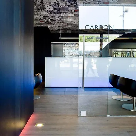Hotel Carbon